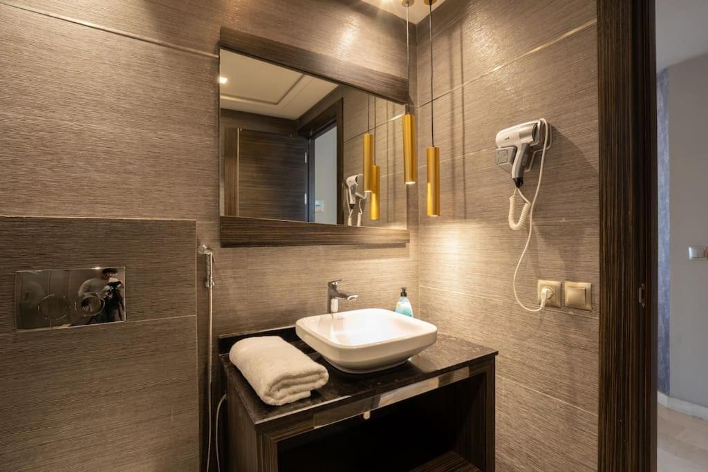 #56 Maarif Racine Urban Massira Near Twin Center Apartment Casablanca Luaran gambar