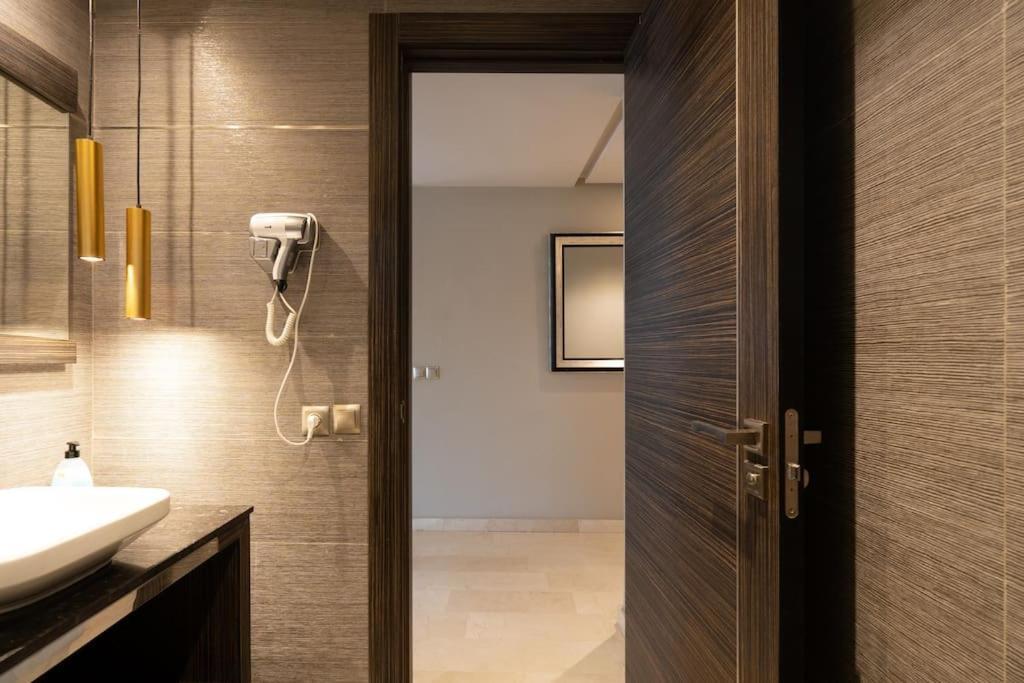 #56 Maarif Racine Urban Massira Near Twin Center Apartment Casablanca Luaran gambar